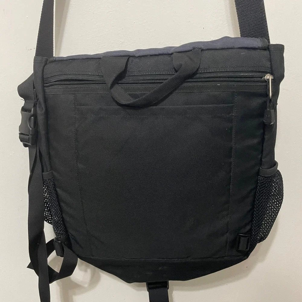 Columbia Sportswear Company Messenger Bag Black‎ Grey Adjustable Strap